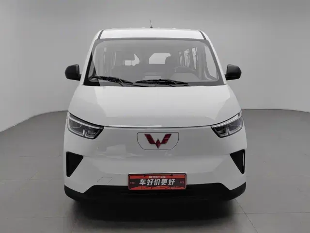 Wuling Yangguang — Фото автомобиля 3