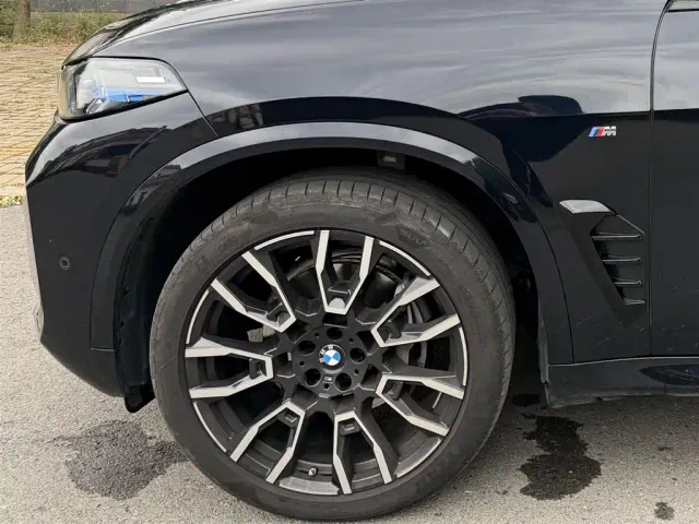 BMW X5 — Фото автомобиля 6