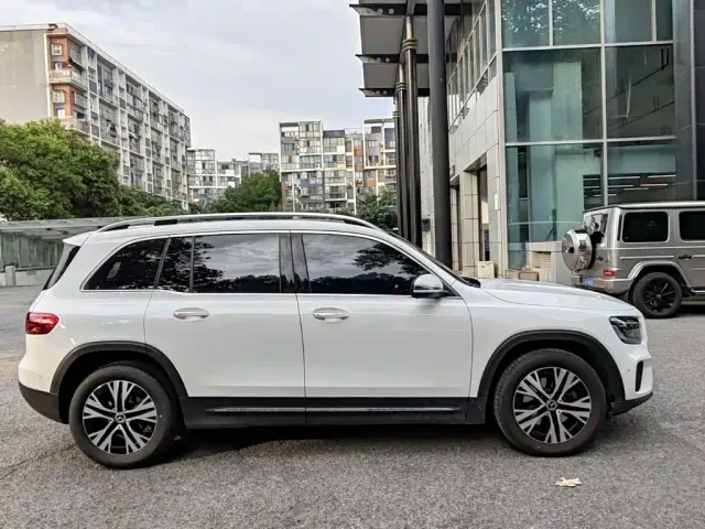 Mercedes-Benz GLB-Class — Фото автомобиля 6