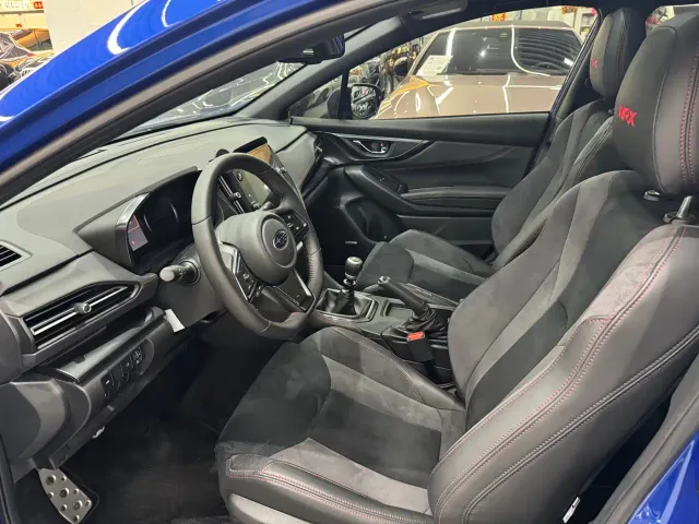Subaru WRX — Фото автомобиля 7