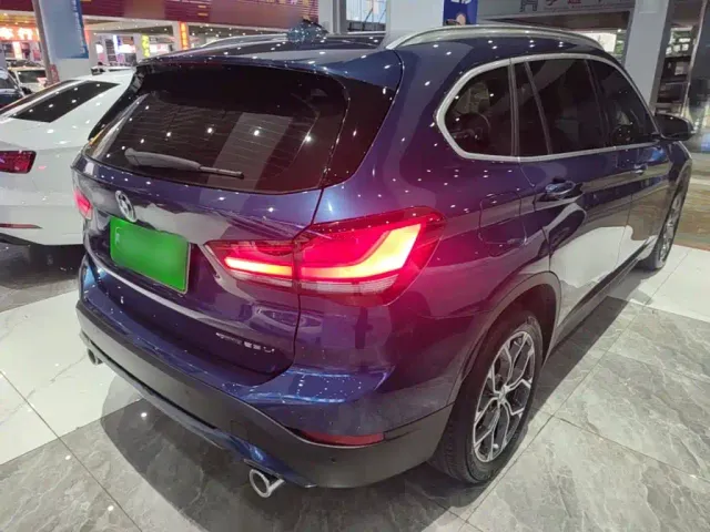 BMW X1 — Фото автомобиля 6
