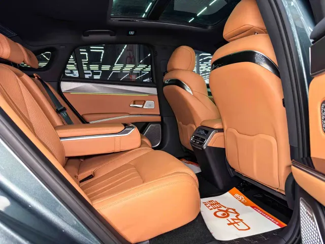 BYD Han L — Фото автомобиля 19