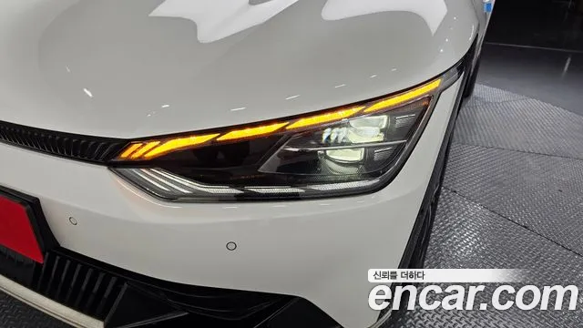 Kia EV6 — Фото автомобиля 22