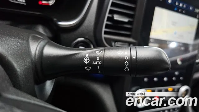 Renault Korea SM6 New — Фото автомобиля 29