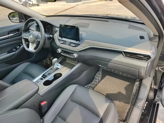 Nissan Teana — Фото автомобиля 13