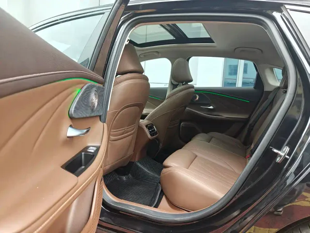 Chery Arrizo 8 — Фото автомобиля 6