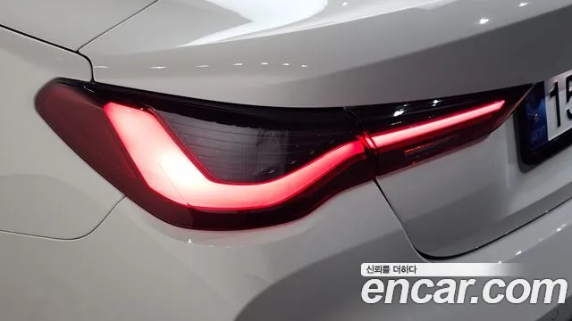 BMW M4 — Фото автомобиля 22