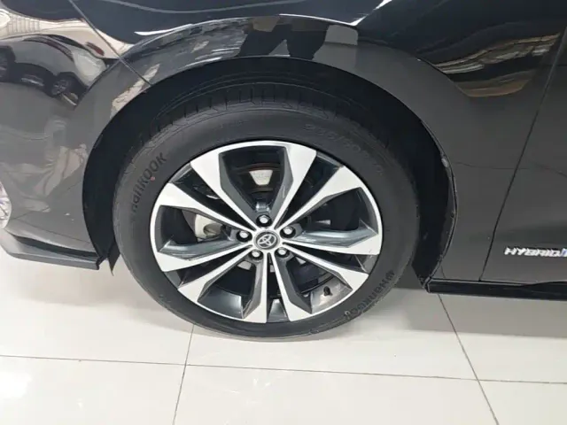 Toyota Granvia — Фото автомобиля 22