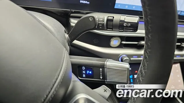 Hyundai Grandeur Grandeur (GN7) 3.5 Бензин 4WD — Фото автомобиля 18