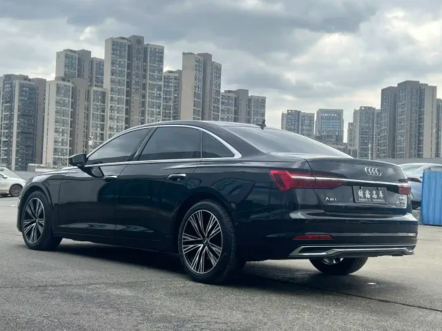 Audi A6L — Фото автомобиля 17