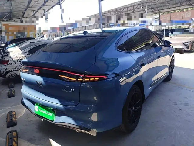 IM Motors LS6 — Фото автомобиля 6