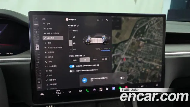 Tesla Model S — Фото автомобиля 22