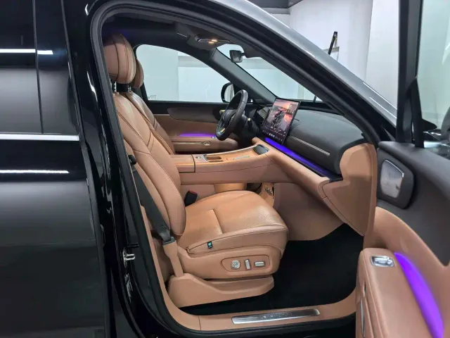 Leapmotor D Series — Фото автомобиля 7