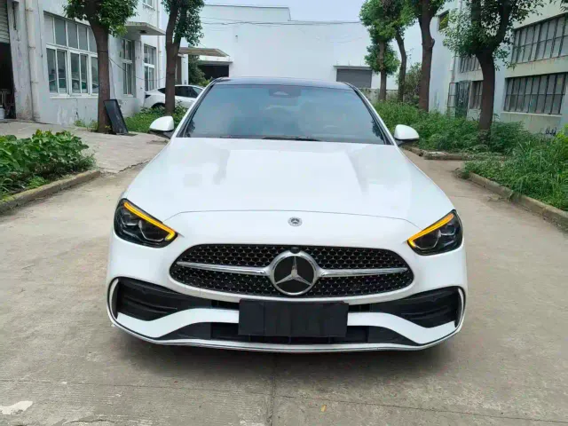 Mercedes-Benz C-Class — Фото автомобиля 2