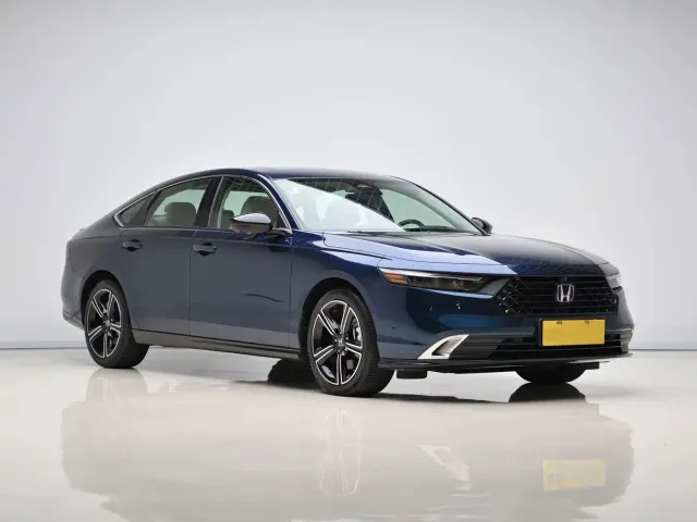 Honda Accord — Фото автомобиля 3