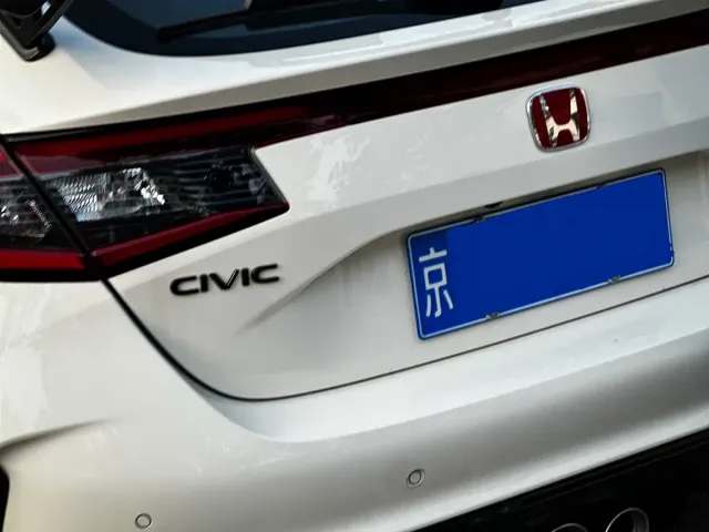 Honda Civic — Фото автомобиля 16