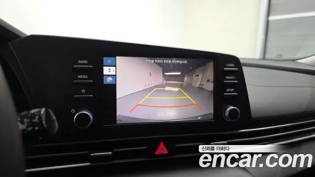 Hyundai AVANTE Avante (CN7) 1.6 LPi (Для проката) — Фото автомобиля 13