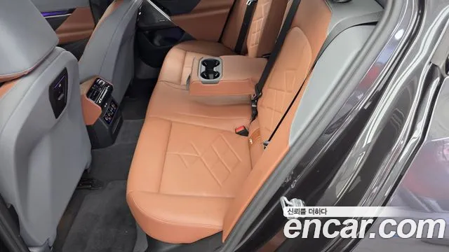 BMW 5-Series 5 серия (G60) 530i xDrive M Sport — Фото автомобиля 25