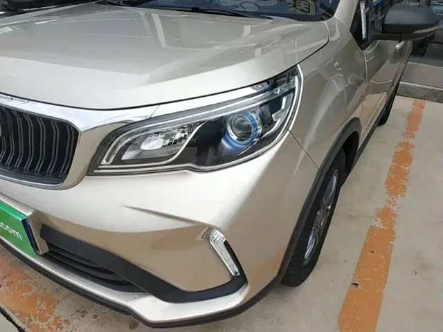 Geely Vision X3 — Фото автомобиля 23