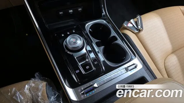 Kia Canival Carnival 4 поколение Дизель 9 мест Signature — Фото автомобиля 9