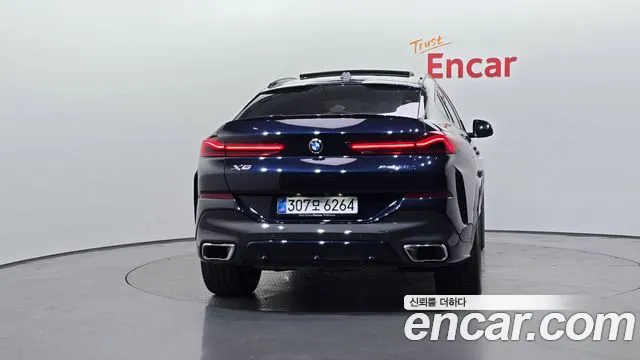 BMW X6 xDrive40i M Sport — Фото автомобиля 4