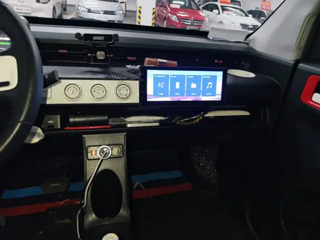 Wuling Hongguang Mini EV — Фото автомобиля 12