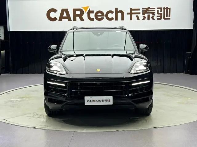Porsche Cayenne — Фото автомобиля 4