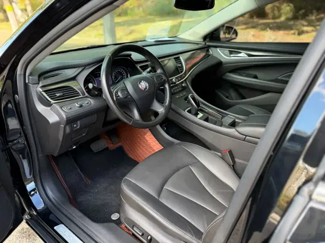 Buick LaCrosse — Фото автомобиля 8