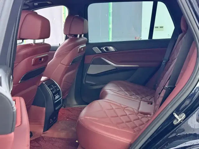 BMW X5 — Фото автомобиля 4