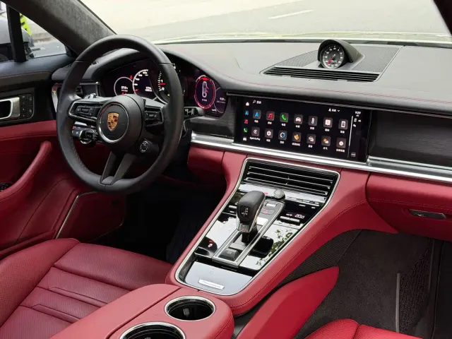 Porsche Panamera 2023 Panamera Executive Long Wheelbase Platinum Edition 2.9T — Фото автомобиля 15