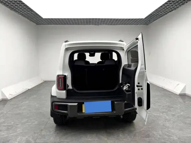 Baojun Yep — Фото автомобиля 15