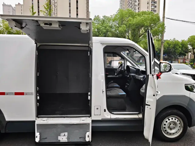 Foton Zhilan Jingling E7 — Фото автомобиля 7