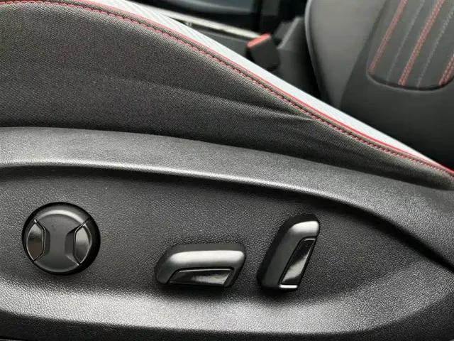 Volkswagen Lamando — Фото автомобиля 11