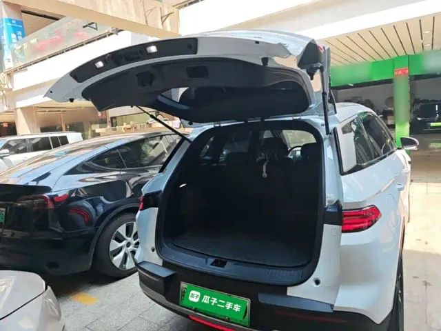 BYD Song Pro — Фото автомобиля 18