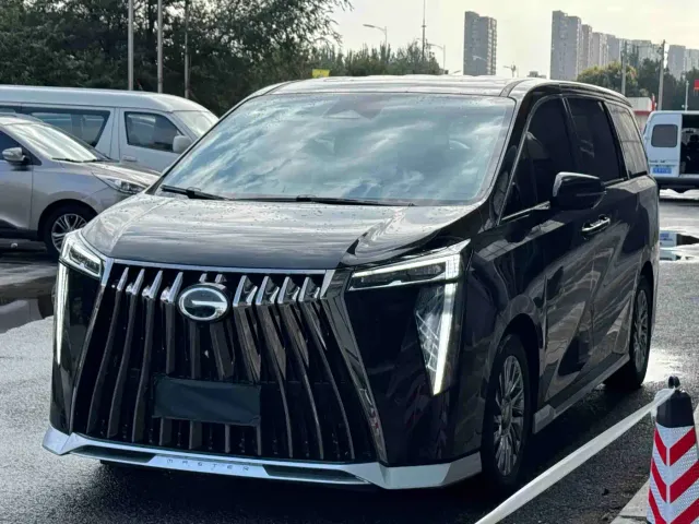 GAC Trumpchi M8 — Фото автомобиля 3