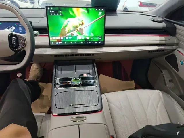 Geely Galaxy Xingyao 8 — Фото автомобиля 9