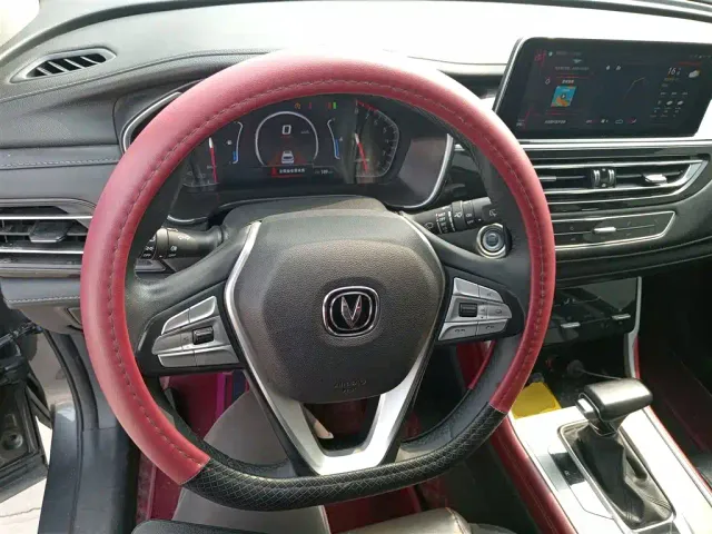 Changan CS75 — Фото автомобиля 6