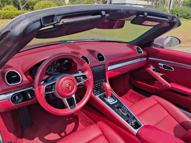Porsche 718 — Фото автомобиля 13