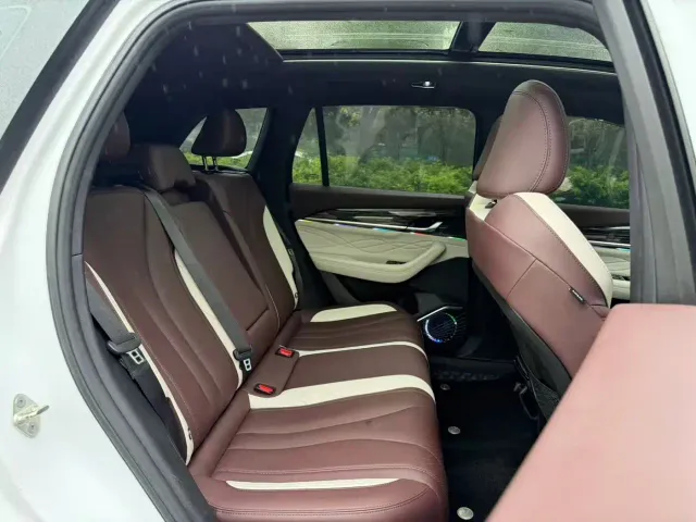 Geely Xingyue L — Фото автомобиля 18
