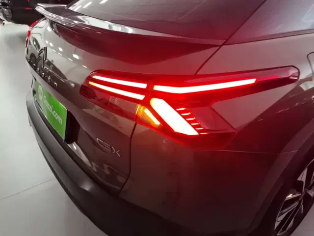 Citroen C5 X — Фото автомобиля 7
