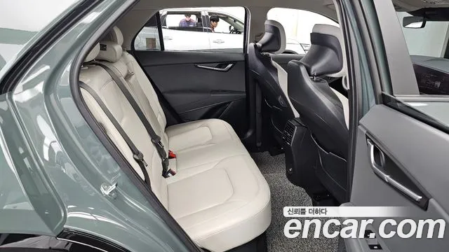 Kia Niro The All New Niro Signature — Фото автомобиля 12