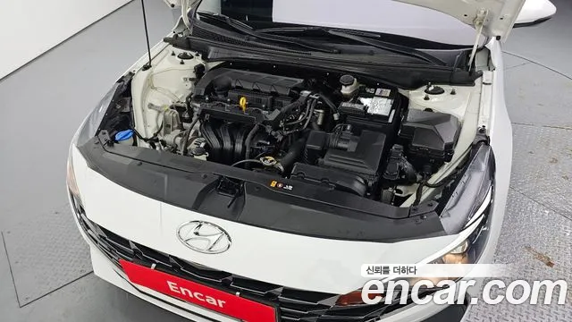 Hyundai AVANTE Avante (CN7) — Фото автомобиля 6