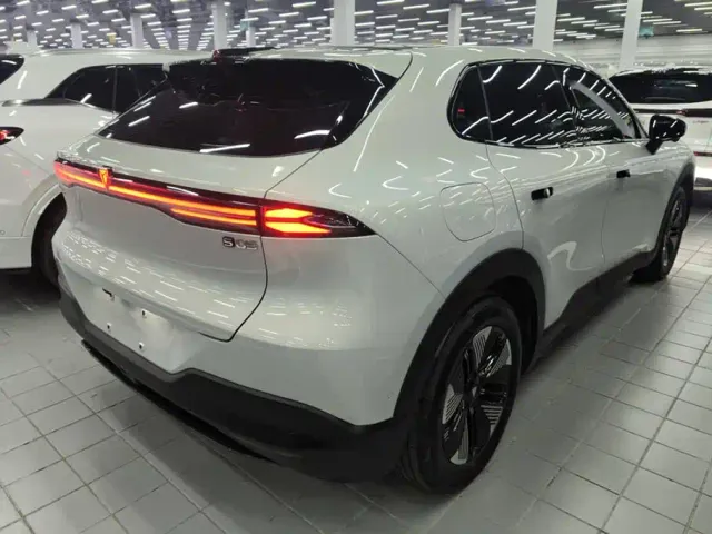 Deepal S05 — Фото автомобиля 3