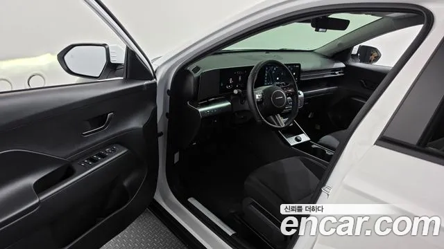Hyundai Kona SX2 — Фото автомобиля 10