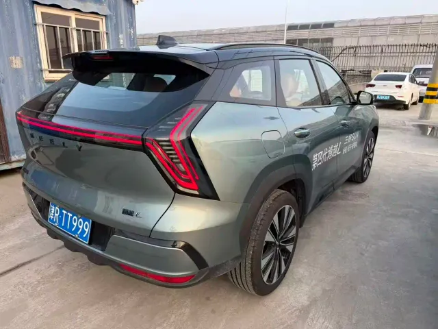 Geely Boyue L — Фото автомобиля 4