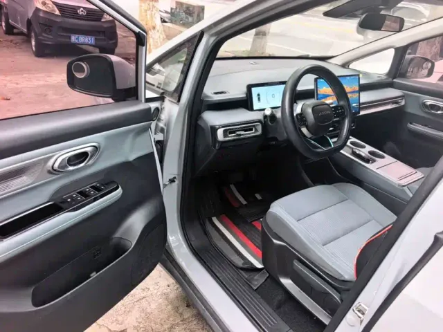 GAC Aion Y — Фото автомобиля 15