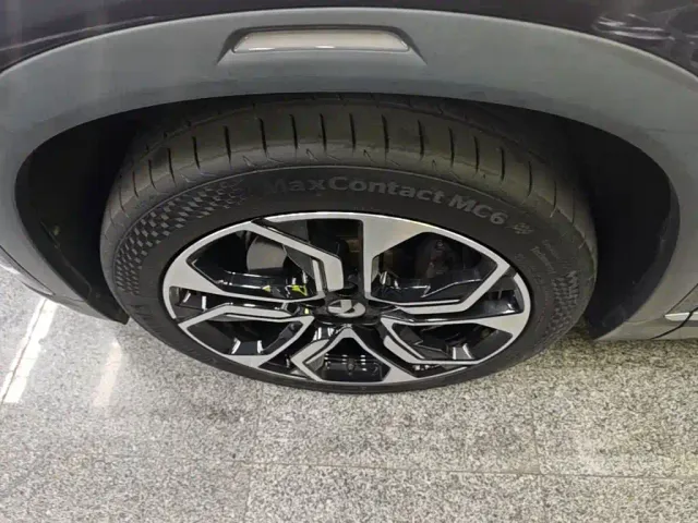 NIO NIO ES8 2020 Model 580KM Signature Edition 6-Seater — Фото автомобиля 22