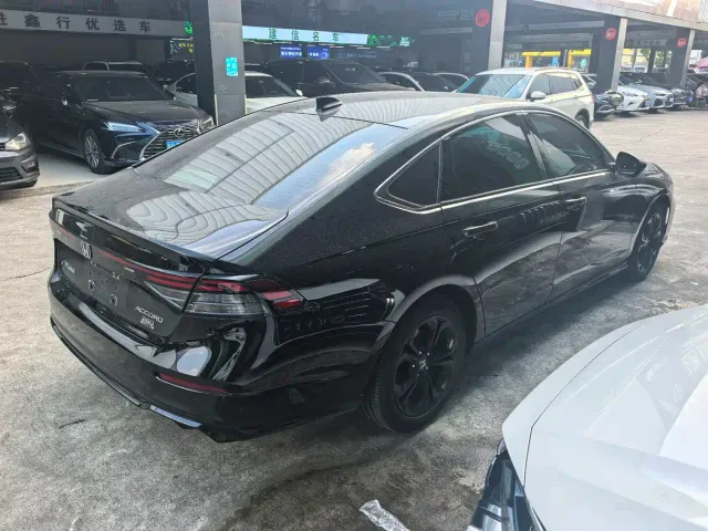 Honda Accord — Фото автомобиля 7