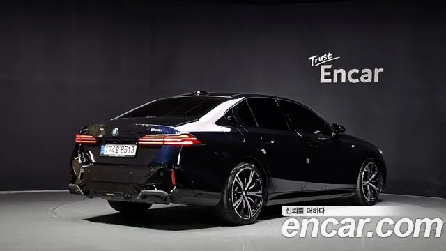 Фотография автомобиля — BMW 5 Series G60