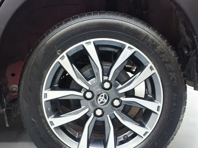 Toyota YARiS L Zhi Xuan — Фото автомобиля 13